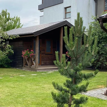 Namelis Su Jaukiu Kiemu - Soley Apartamentai No 4 Palanga Exterior photo